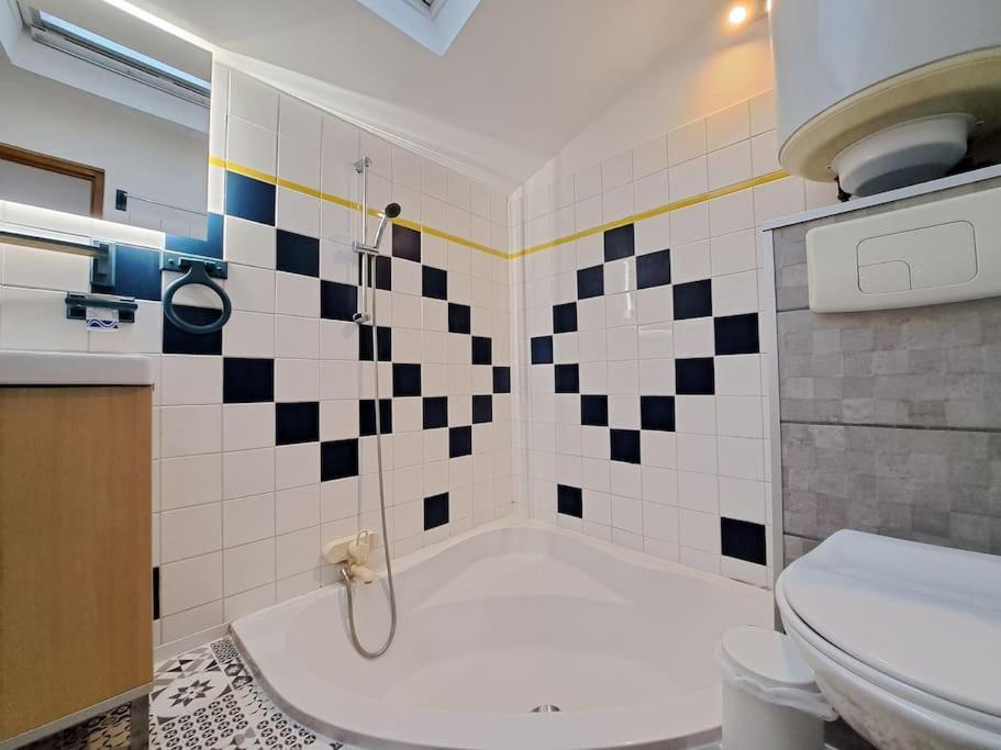 Istanbul - 150M De La Gare Apartment Reims Luaran gambar
